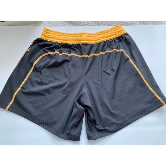 Nike Women’s Athletic Shorts Dri Fit Medium - Picture 10 of 11
